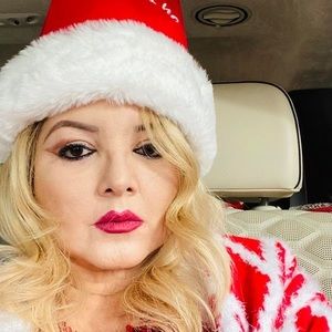 Meet your Posher, Norma